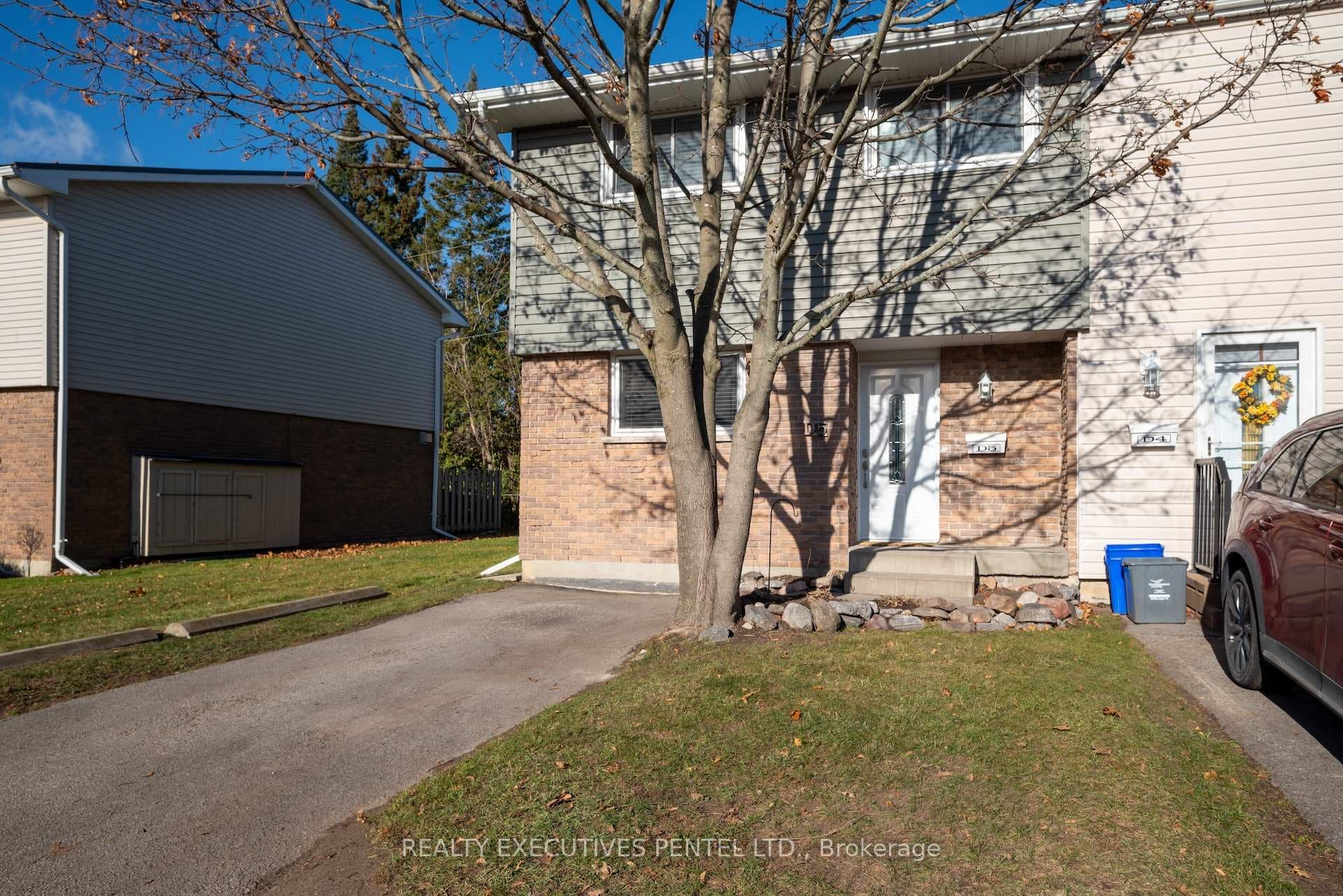 400 Westwood Drive Unit D5 photo 2
