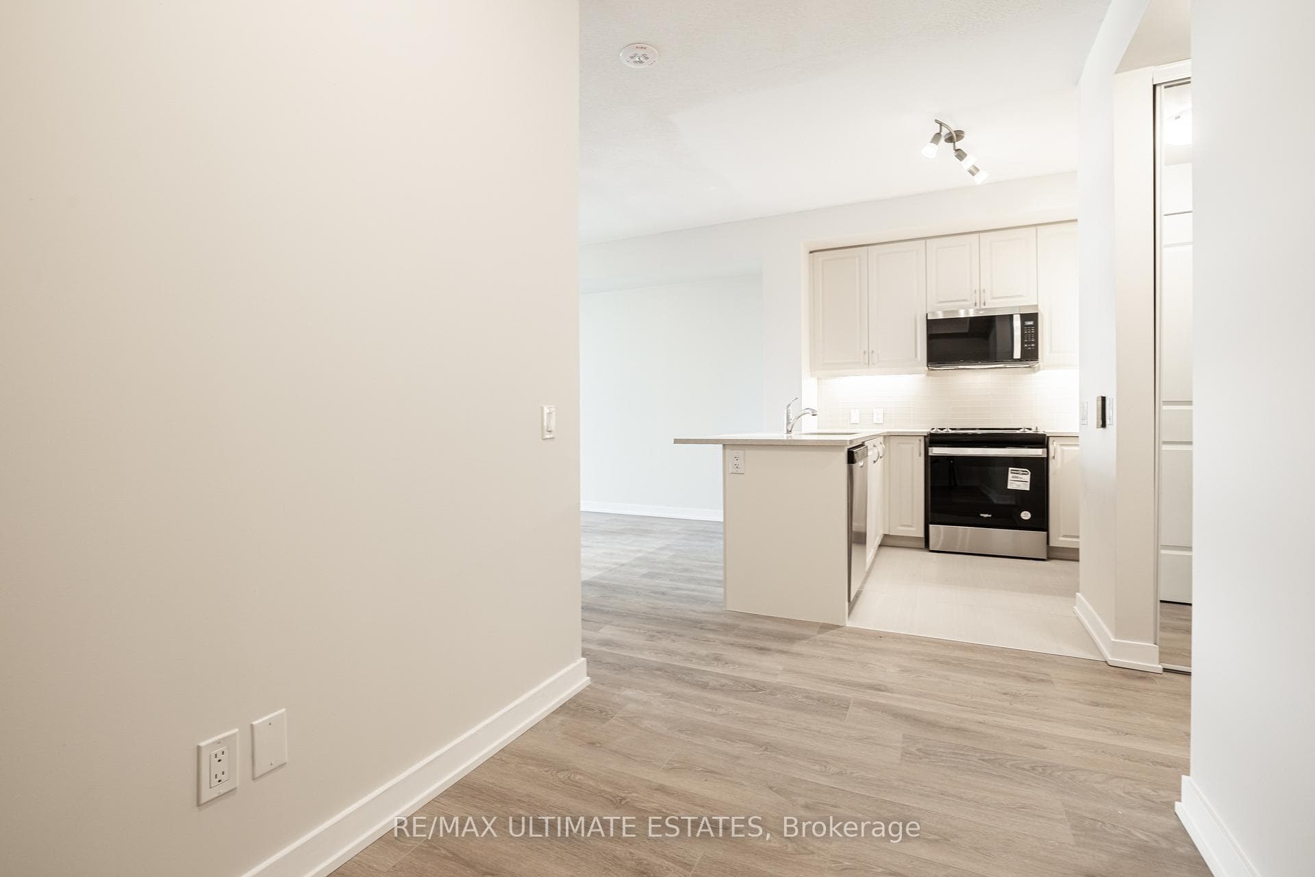 4955 Yonge Street Unit 1109 photo 22