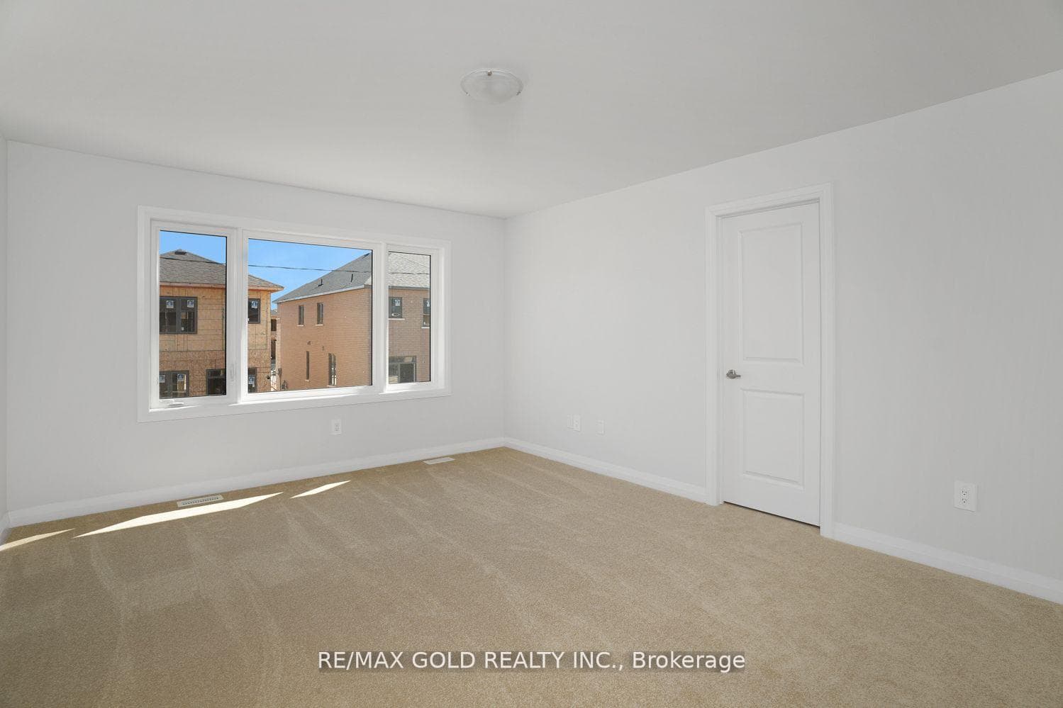 36 Keenan Street photo 13