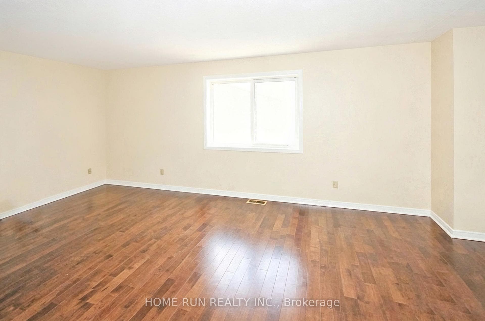 30 Sturbridge Private photo 12