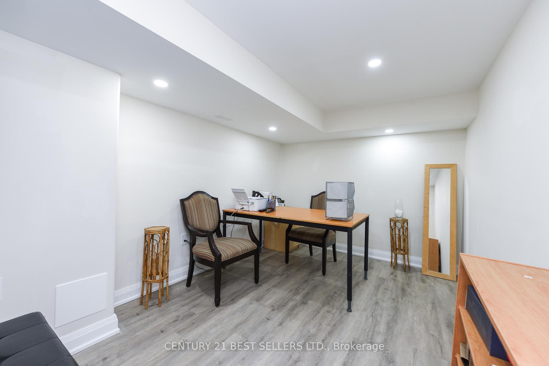4247 Thomas Alton Boulevard photo 34