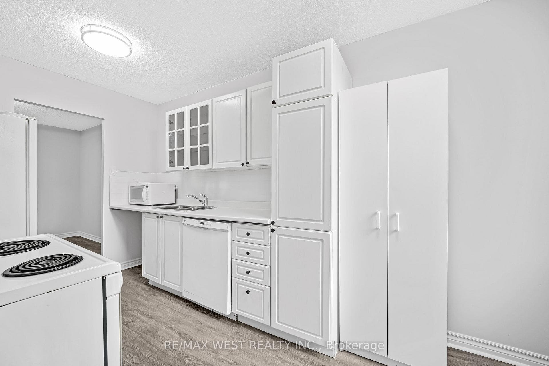 205 Hilda Avenue Unit 406 photo 10