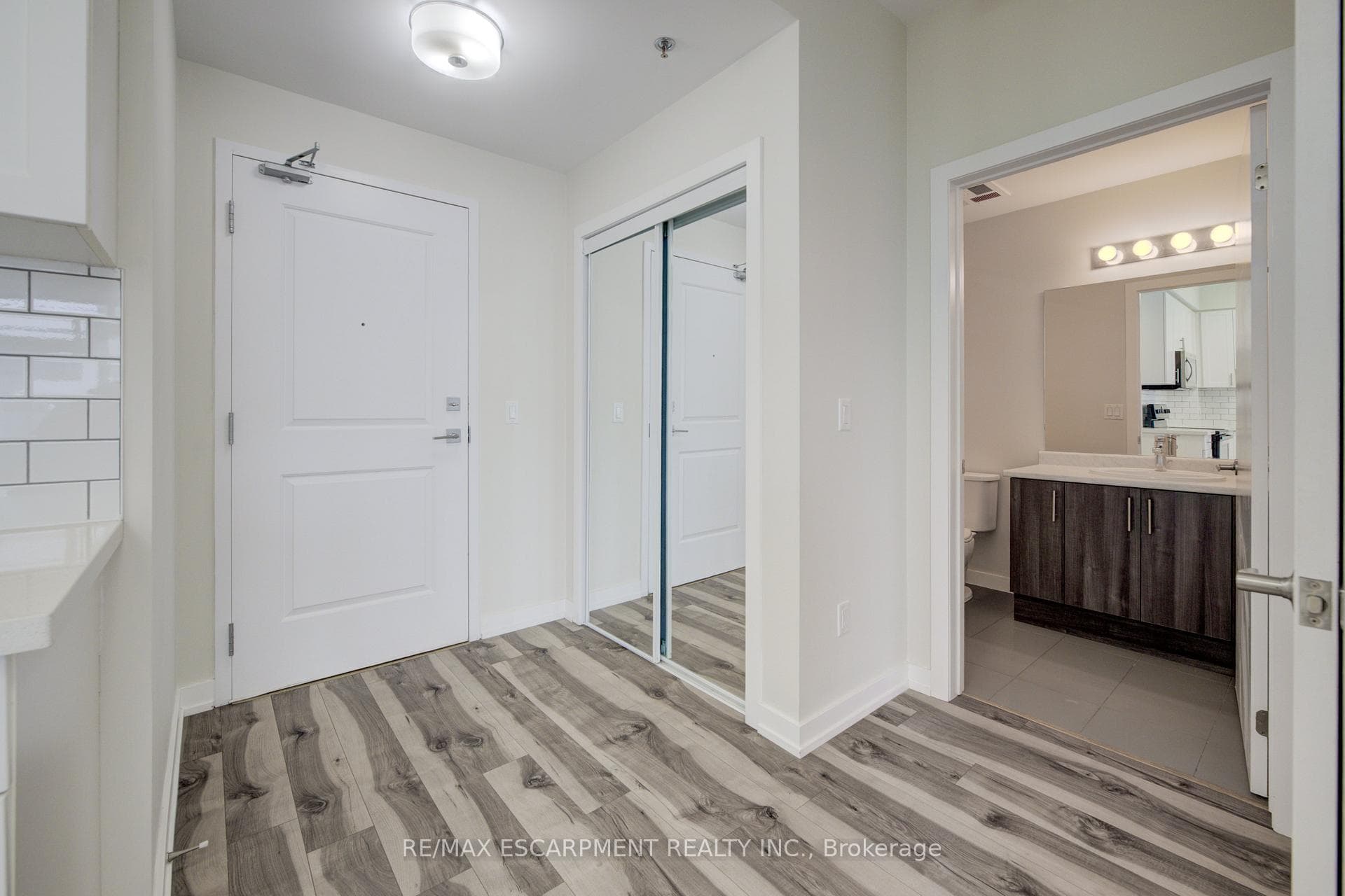 2486 Old Bronte Road Unit 720 photo 10