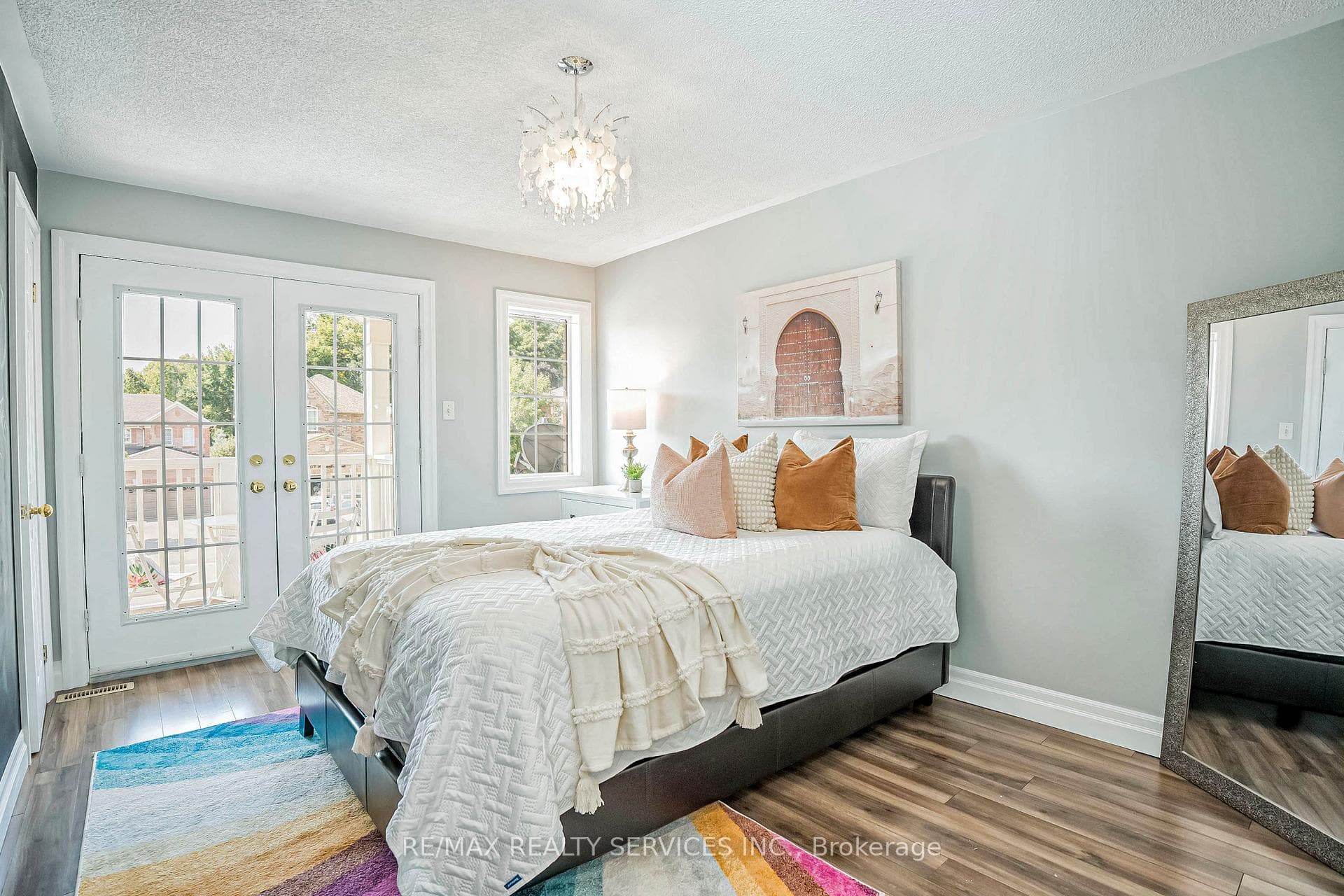 129 Russell Street photo 24