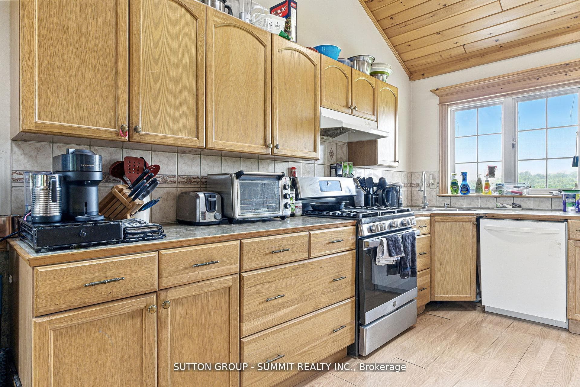 8555 Heritage Road photo 25