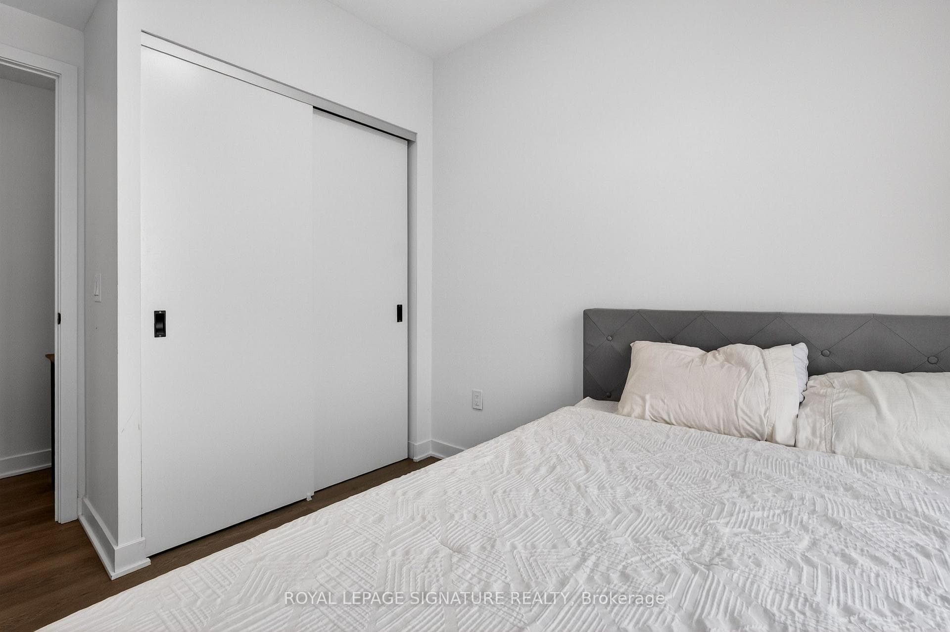 36 Zorra Street Unit 2309 photo 27