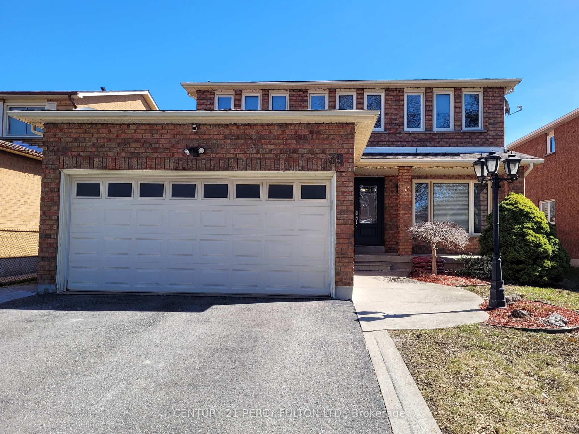 39 Alderwood Street photo 1