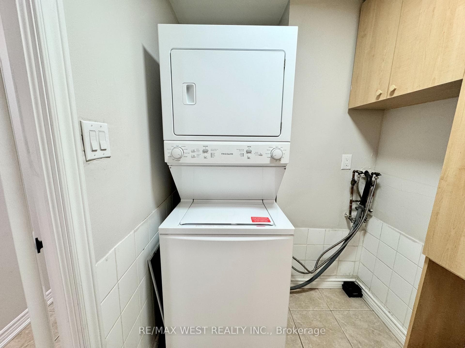 3533 Derry Road Unit 709 photo 25