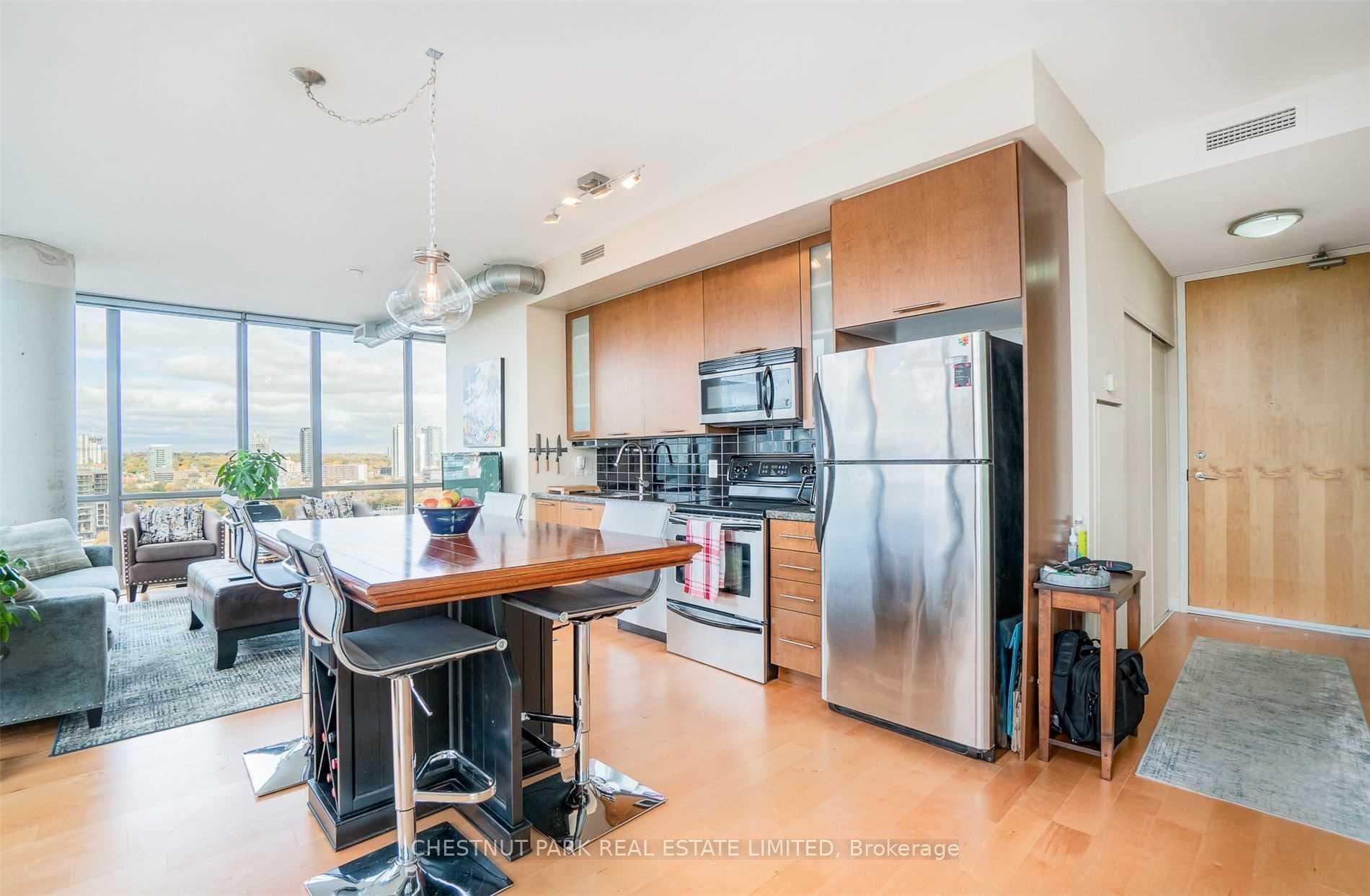 33 Mill Street Unit 1608 photo 9