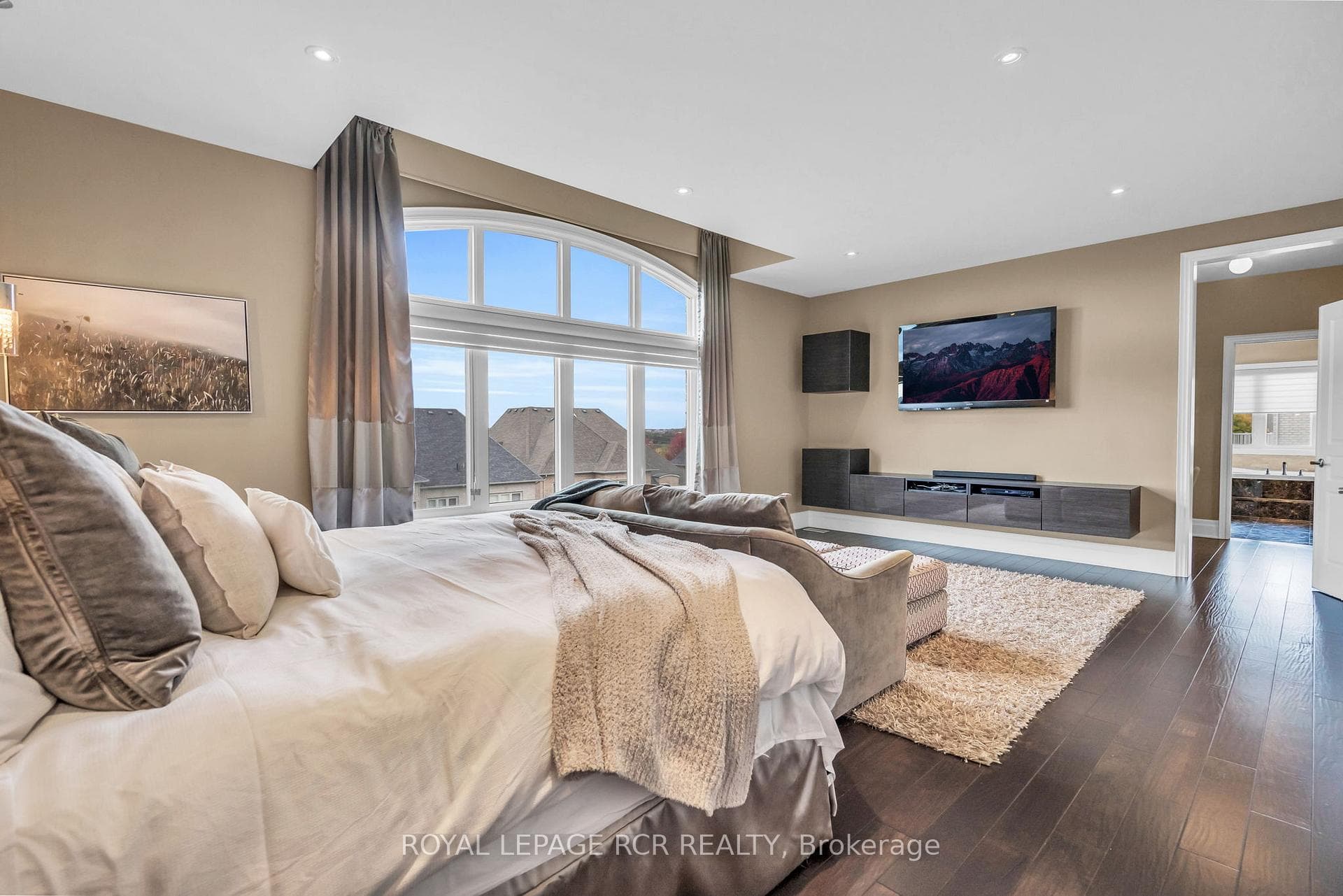 30 Longthorpe Court photo 19