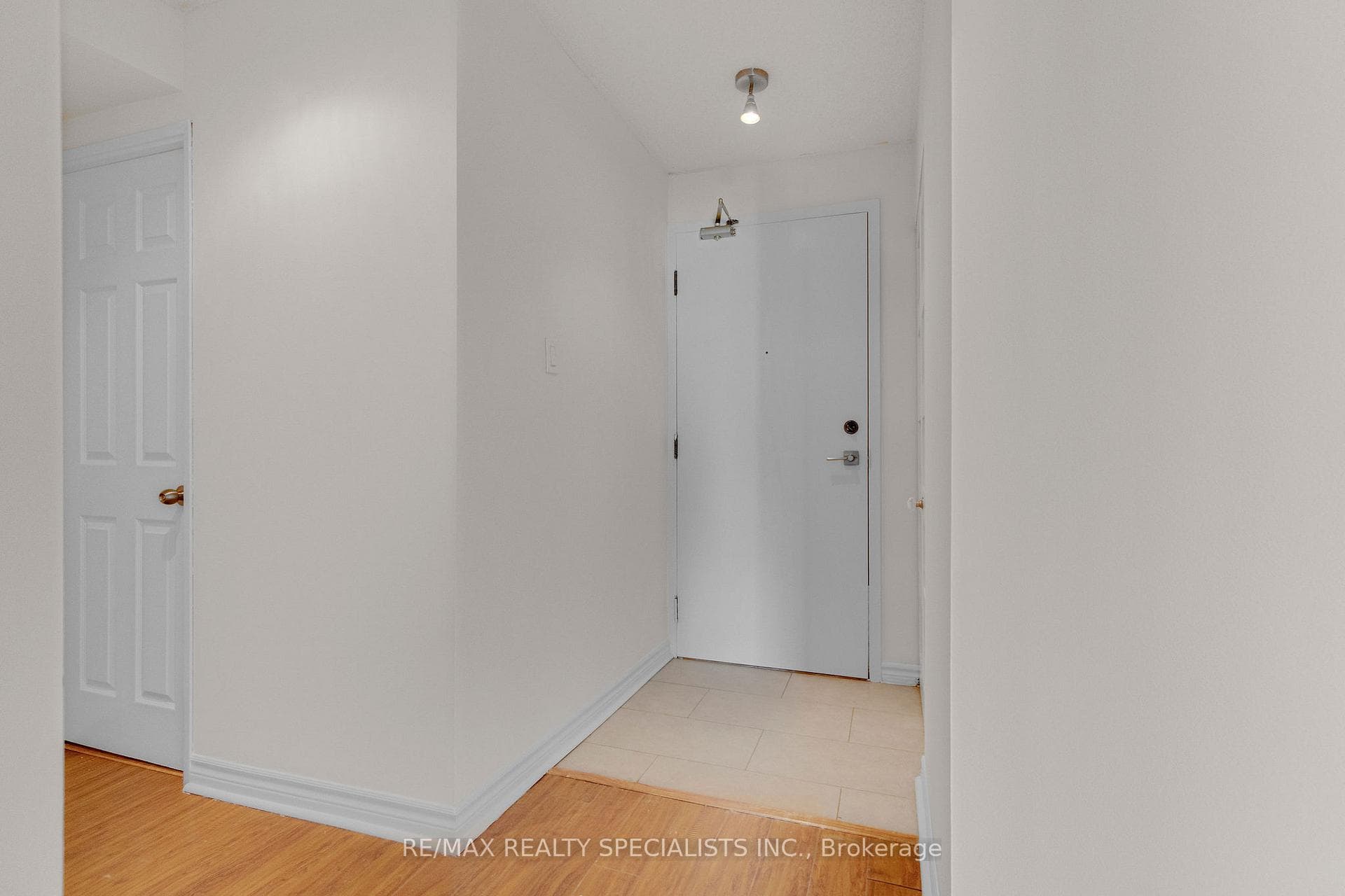 4470 Tucana Court Unit 1507 photo 10