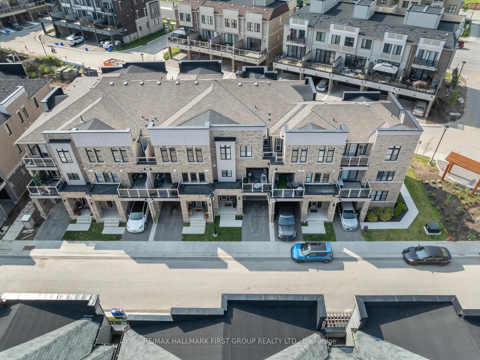 244 Lord Elgin Lane photo 40