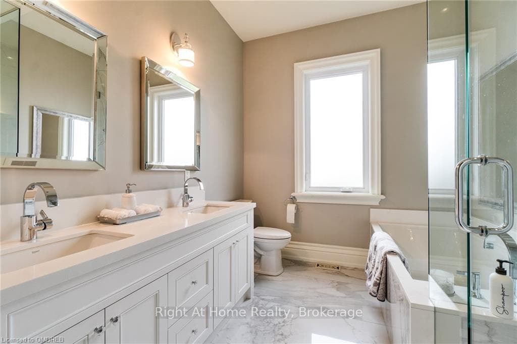 298 FELAN Avenue photo 30