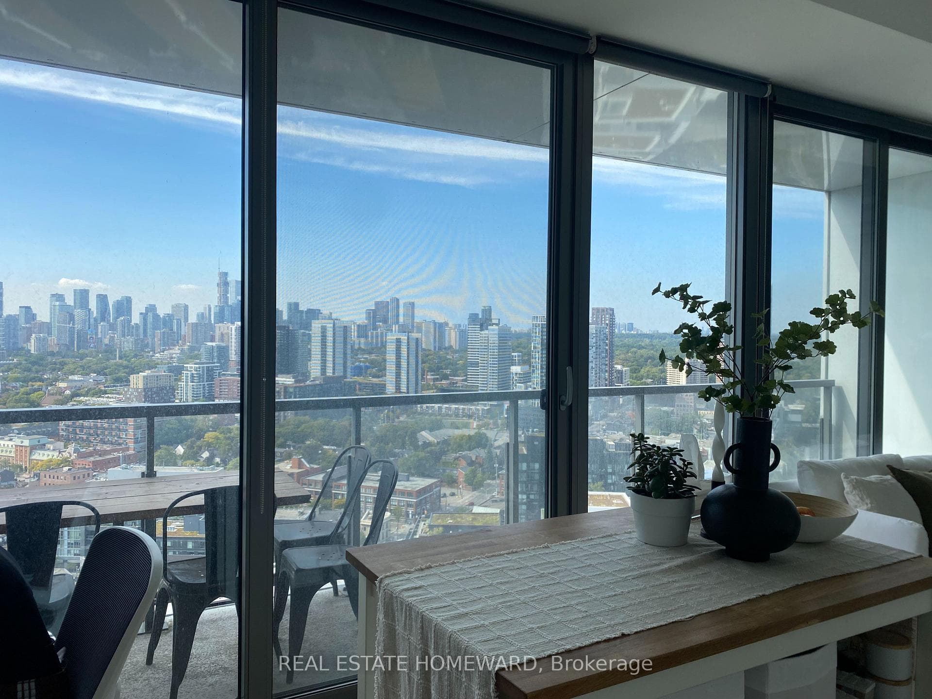 170 Bayview Avenue Unit 2804 photo 15