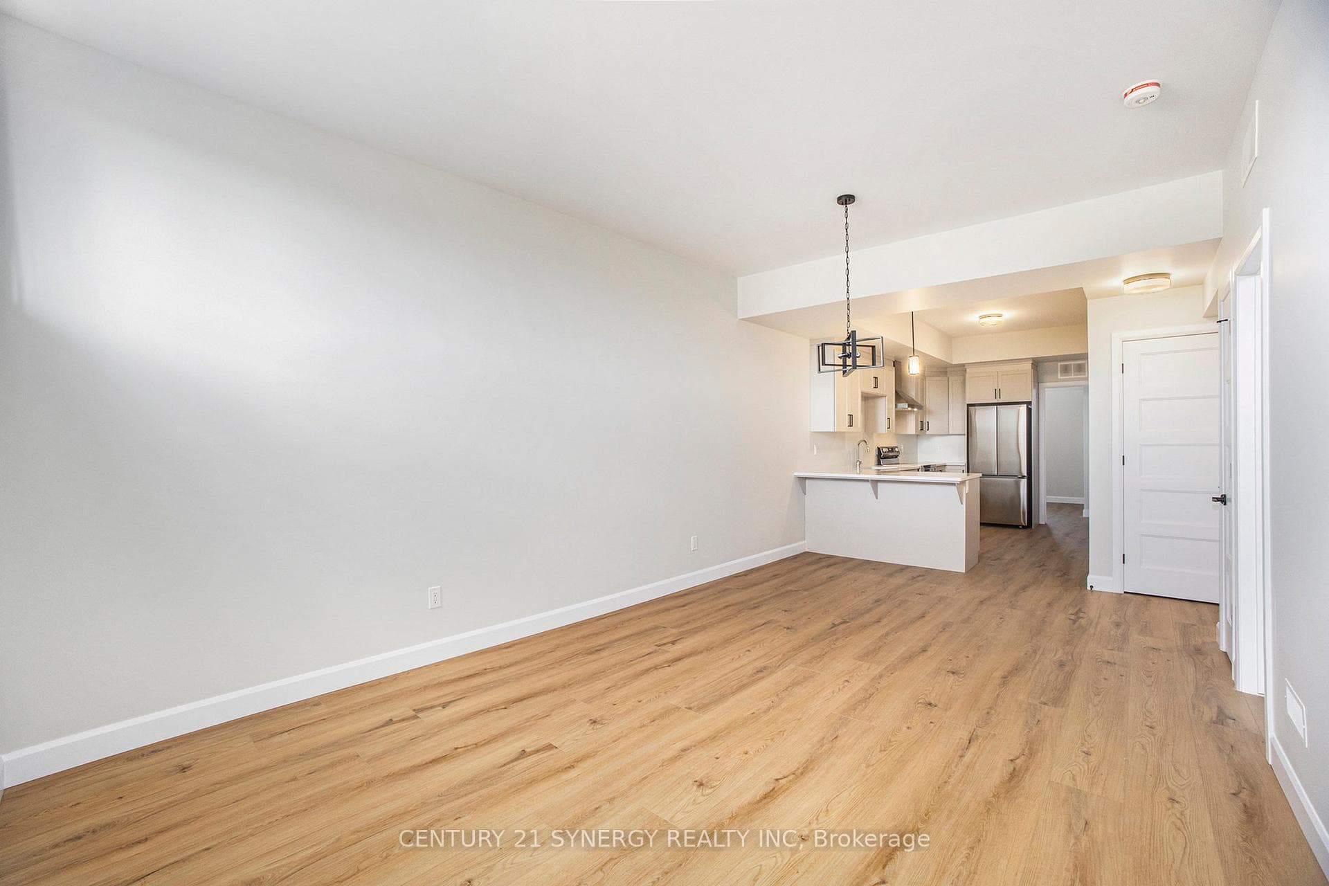 65 Helen Street Unit B photo 3