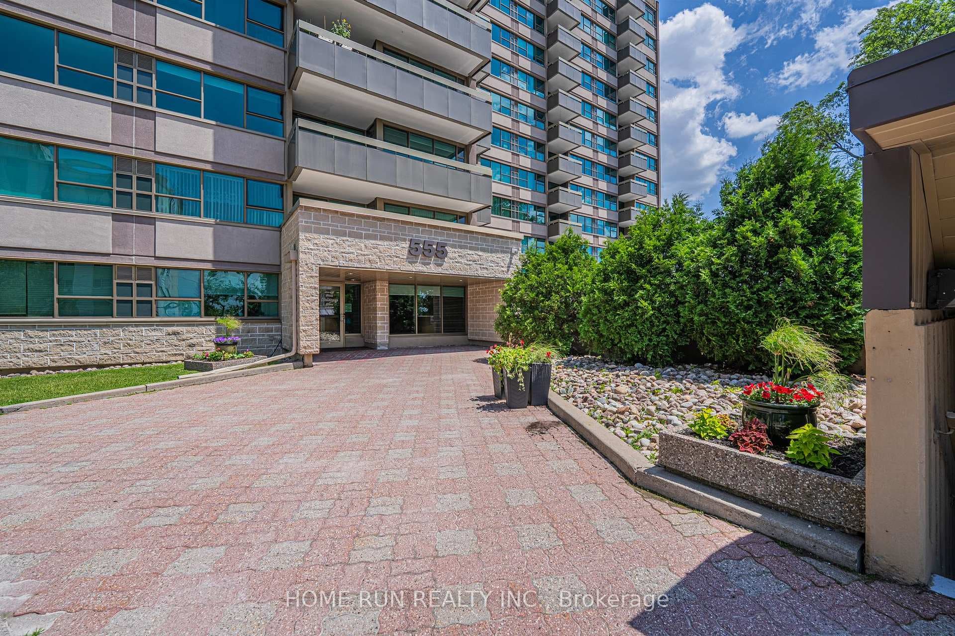 555 BRITTANY Drive Unit 1111 photo 8