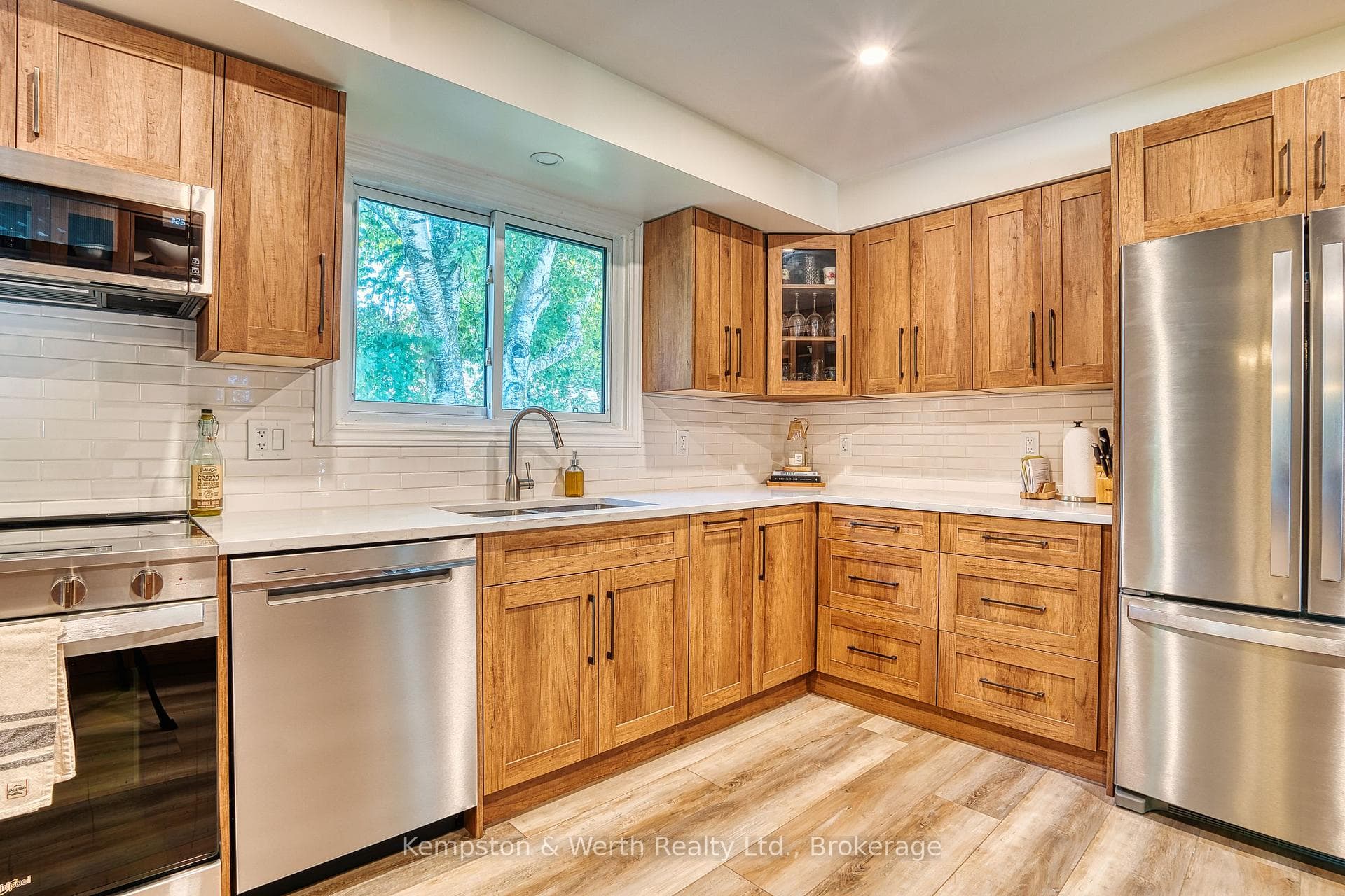 428 Boyne Avenue photo 10