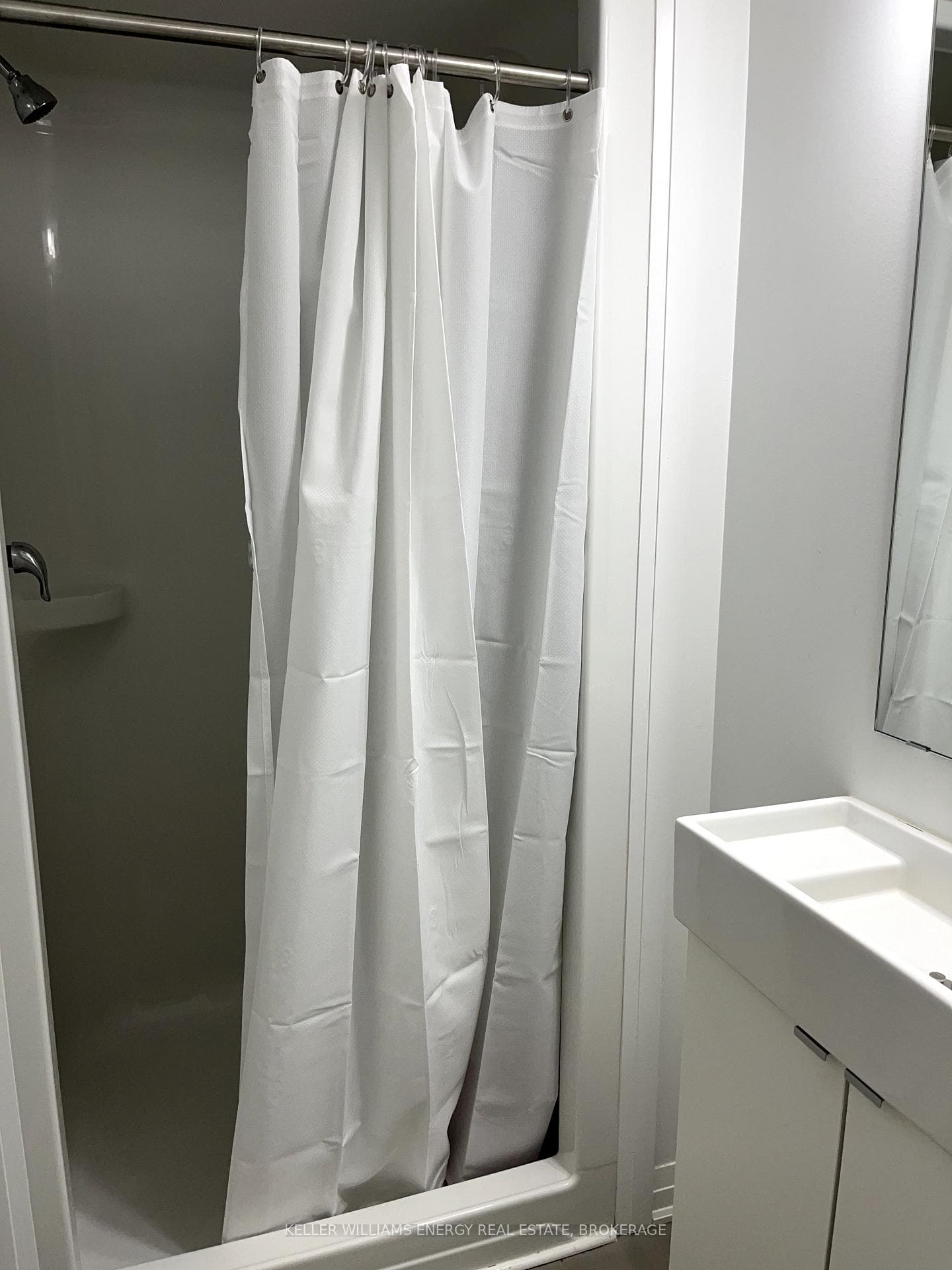 1900 Simcoe Street Unit 504 photo 9