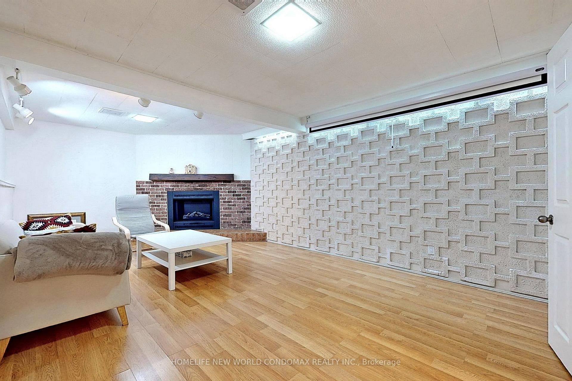 15 Banff Drive photo 24