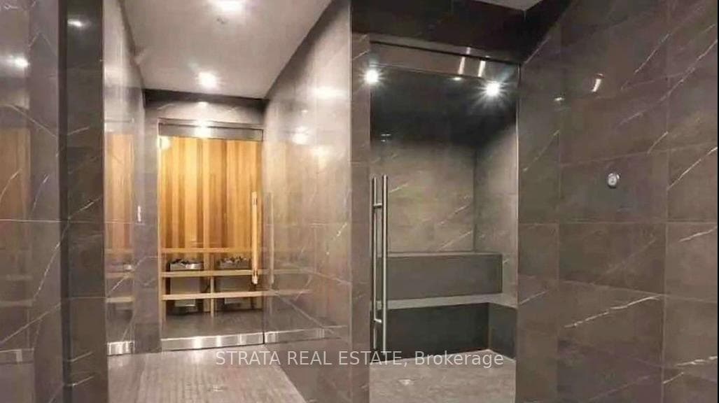 488 University Avenue Unit 5006 photo 28