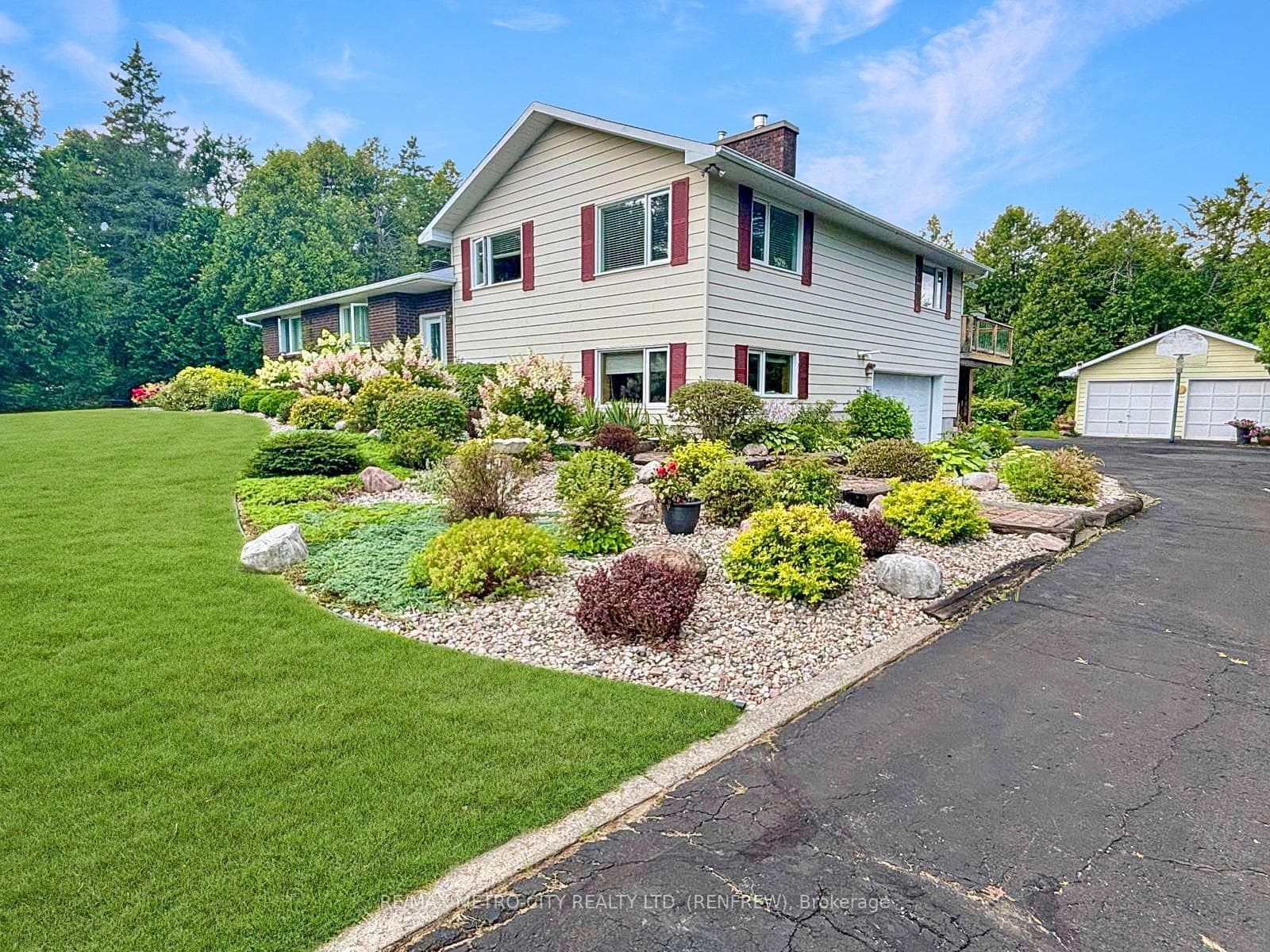 Manicured Gardens throughout the property