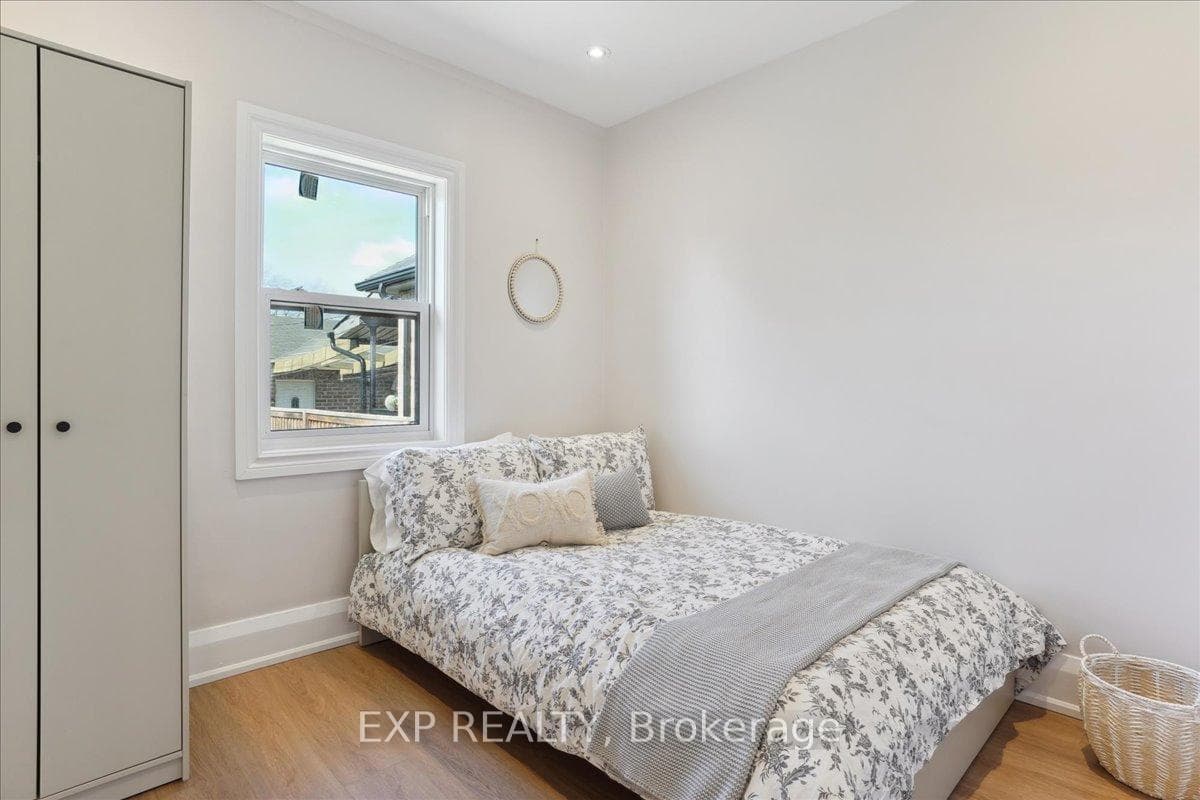 464 Maybank Avenue Unit UPPER photo 20