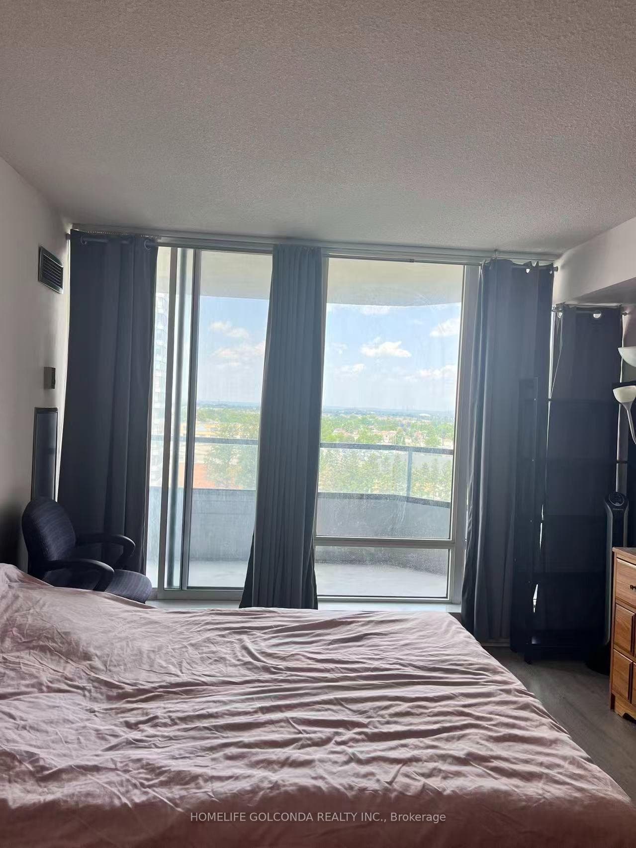 330 Alton Towers Circle Unit 912 photo 10