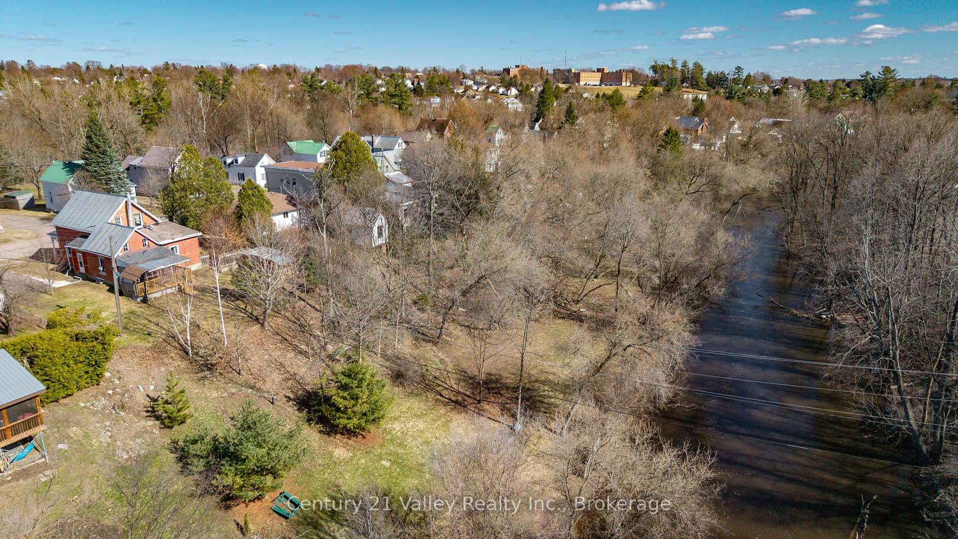442 Moffat Street photo 38