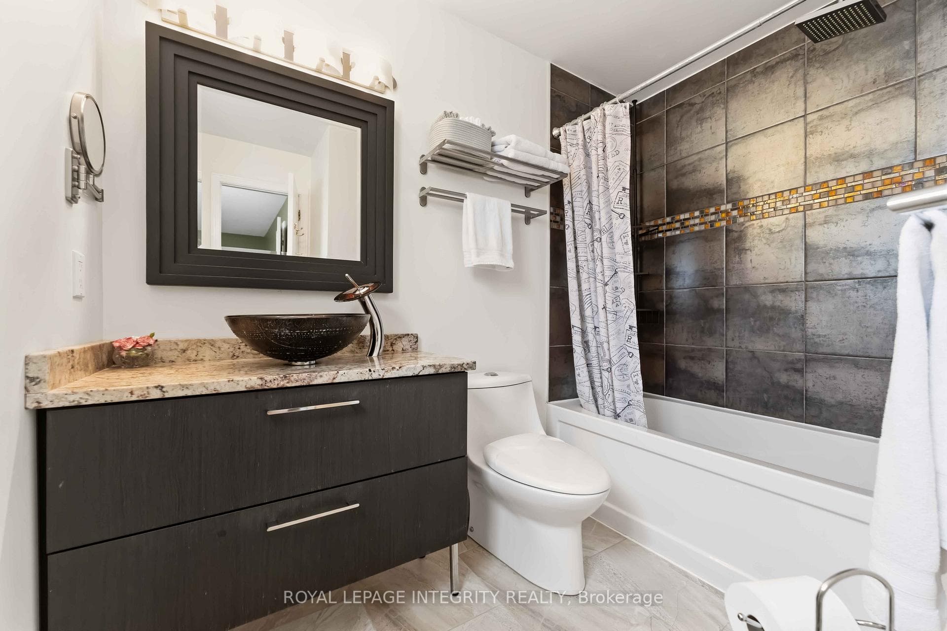 30 Longden Place photo 27