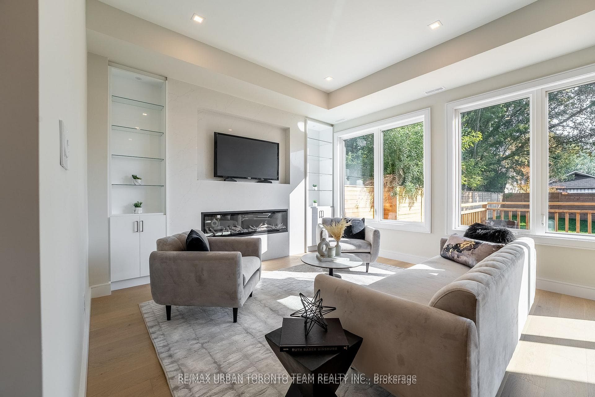 141 Kalmar Avenue photo 15