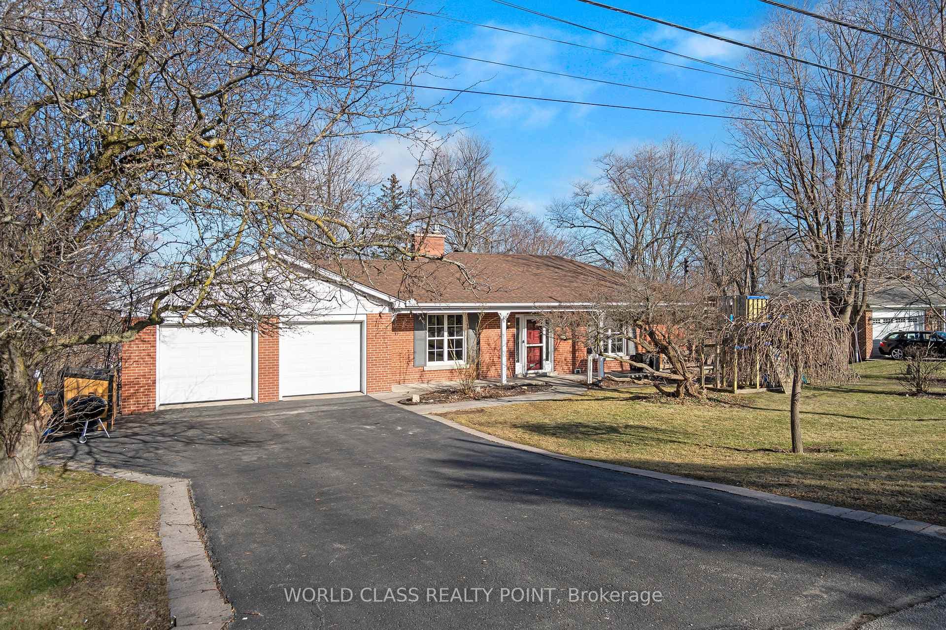 199 Ridgewood Road photo 1