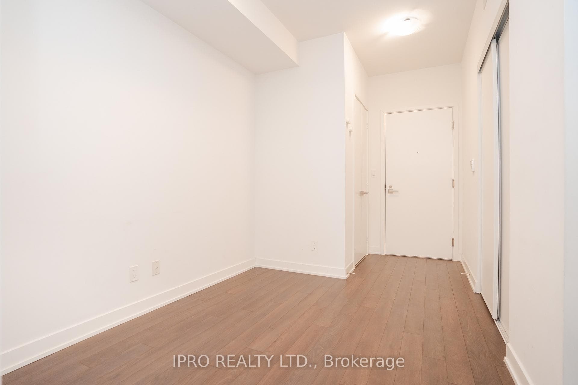 30 Ordnance Street Unit 407 photo 9