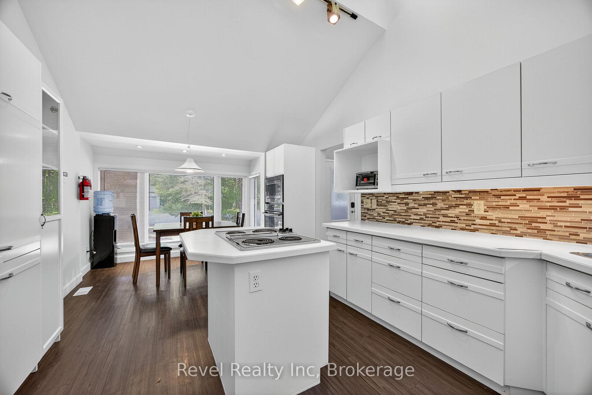 78 FOREST Circle photo 11