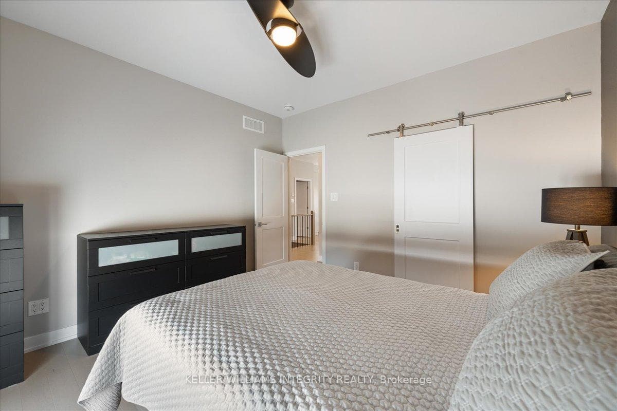 129 Argile Street photo 20