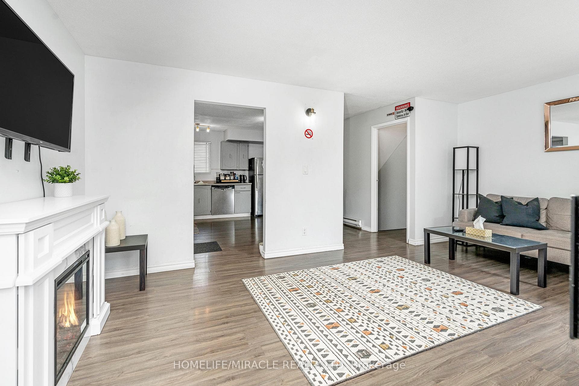 1180 Heathfield Court photo 11