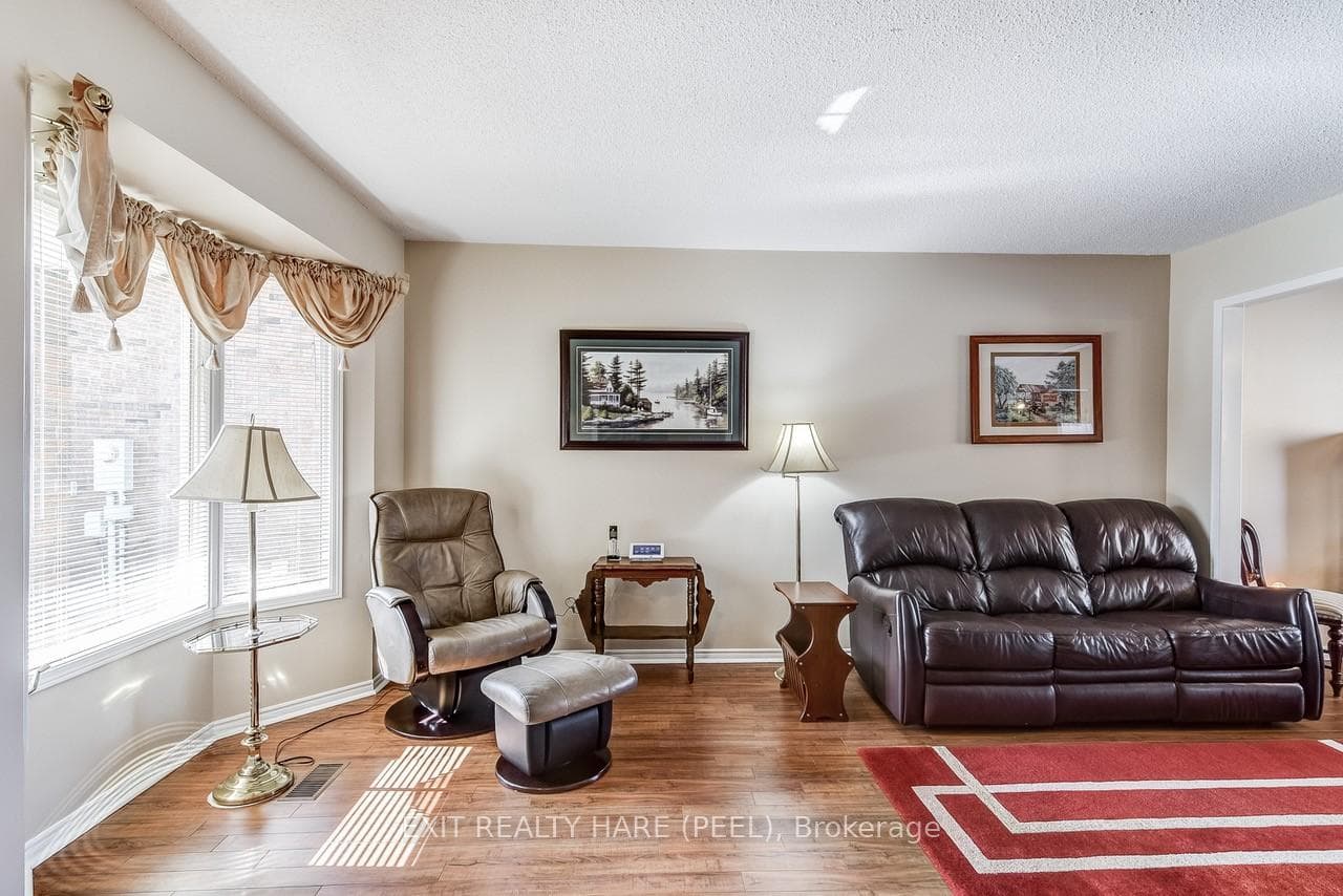 119 Major Wm. Sharpe Drive photo 9