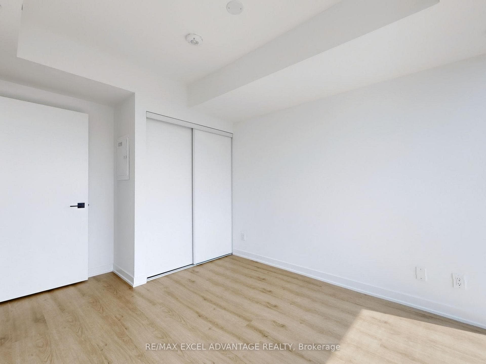 319 Jarvis Street Unit 4116 photo 16