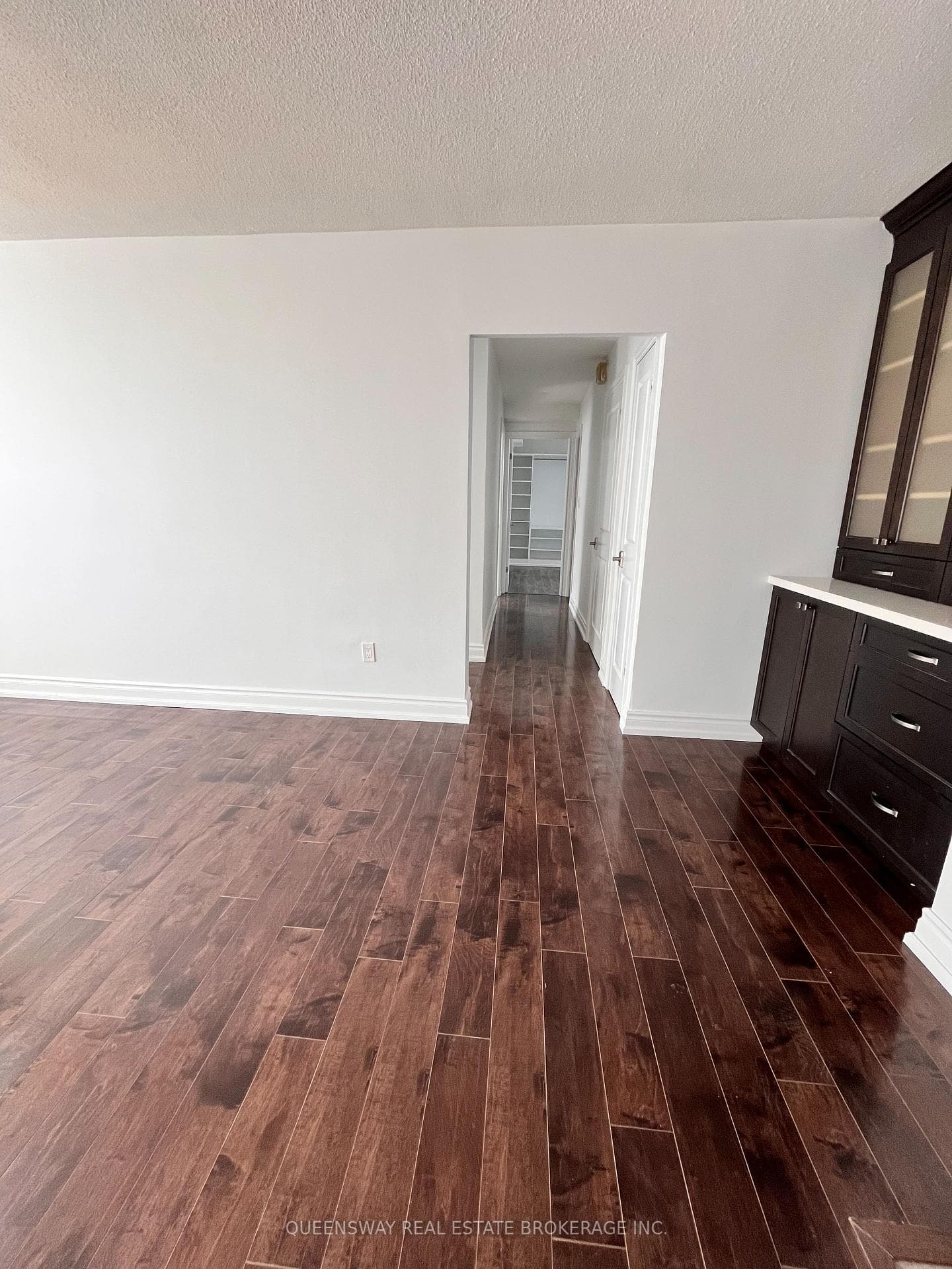 10 Edgecliff Golfway Unit 504 photo 8