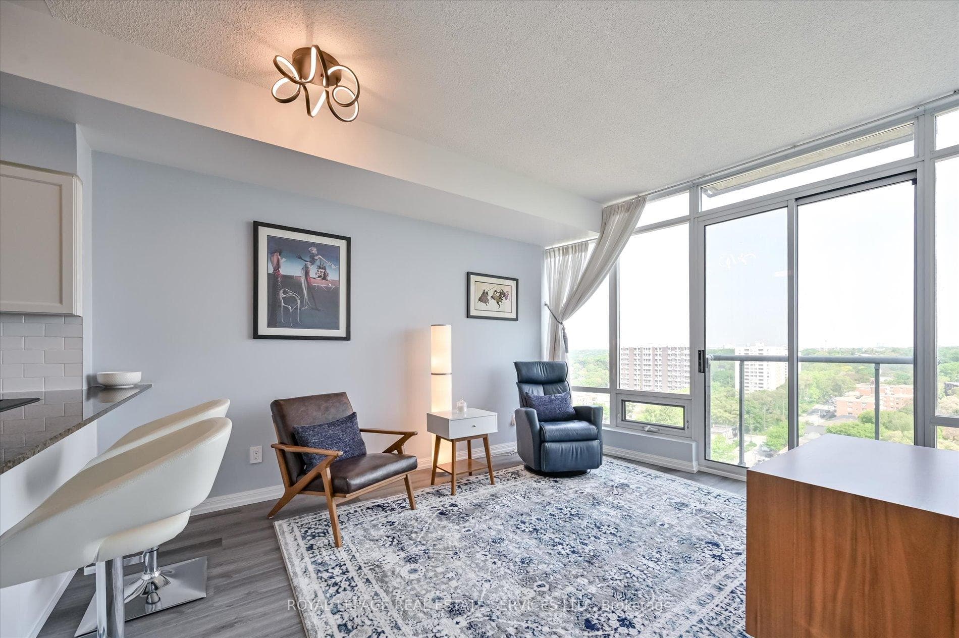 15 Windermere Avenue Unit 1704 photo 11
