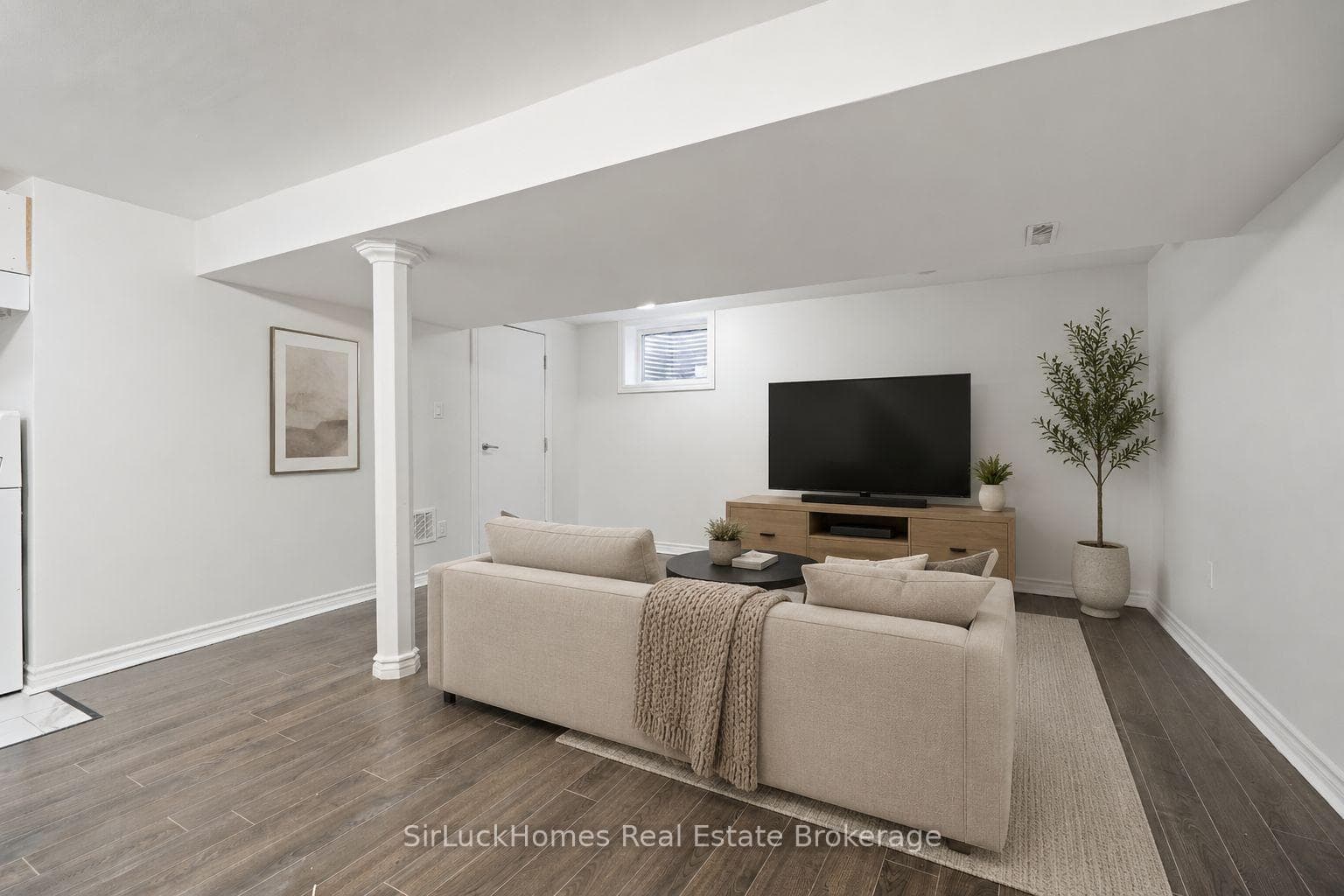 90 Mountainview Road photo 3