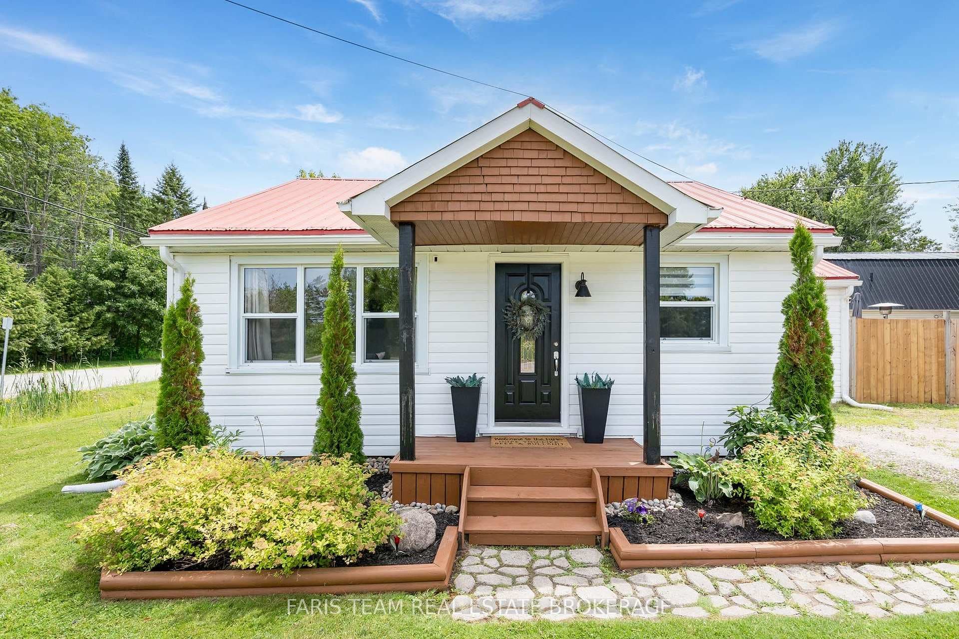 2721 Cumberland Road photo 3