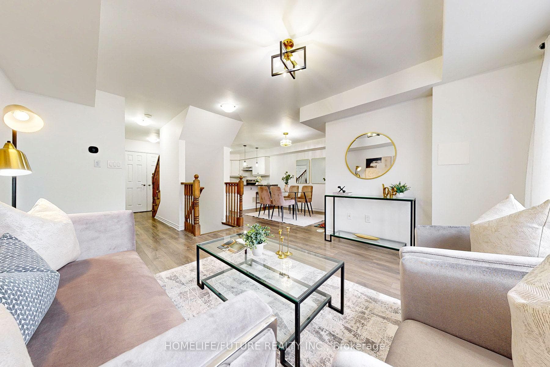 64 Ayers Crescent photo 13