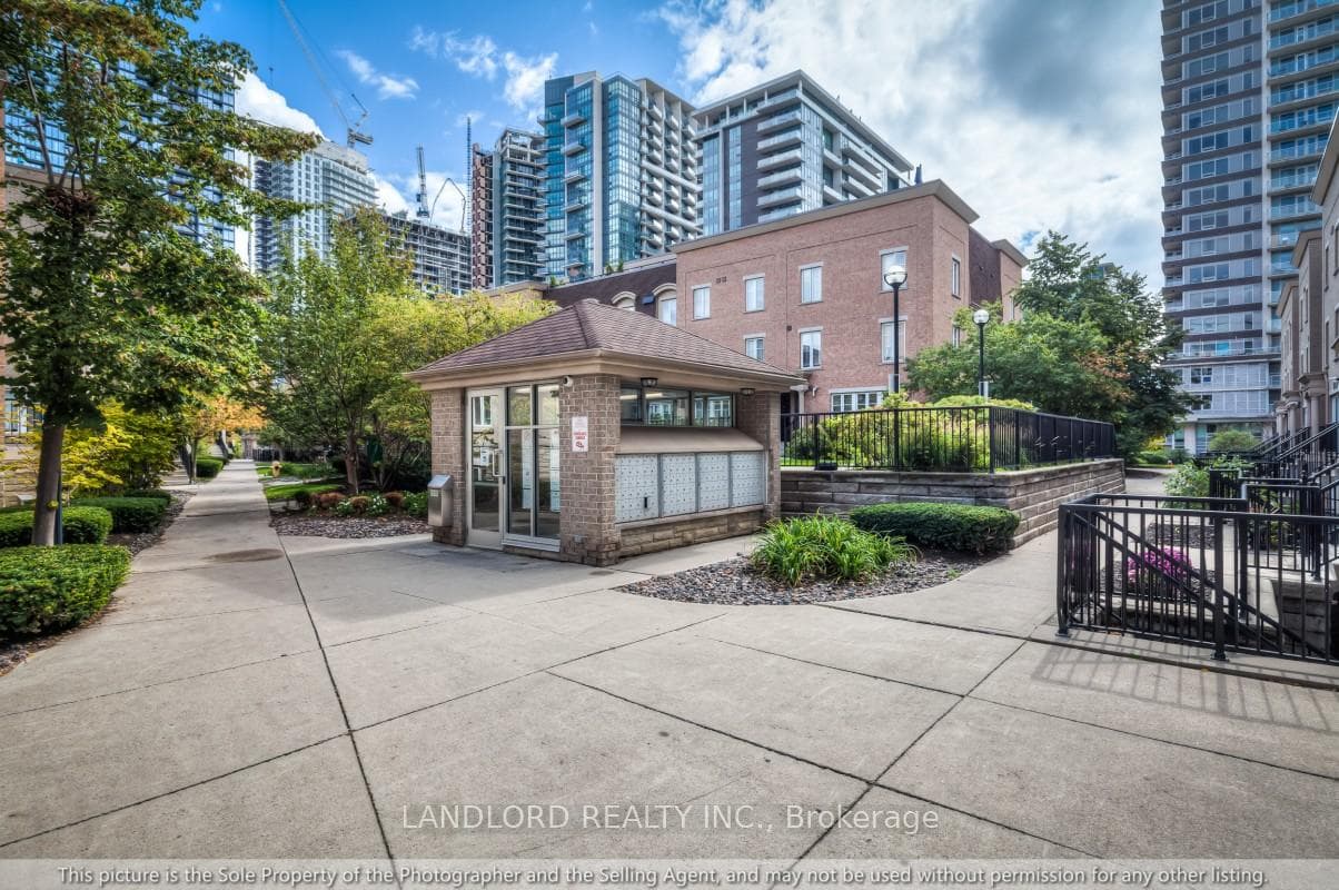 21 Pirandello Street Unit 1221 photo 17