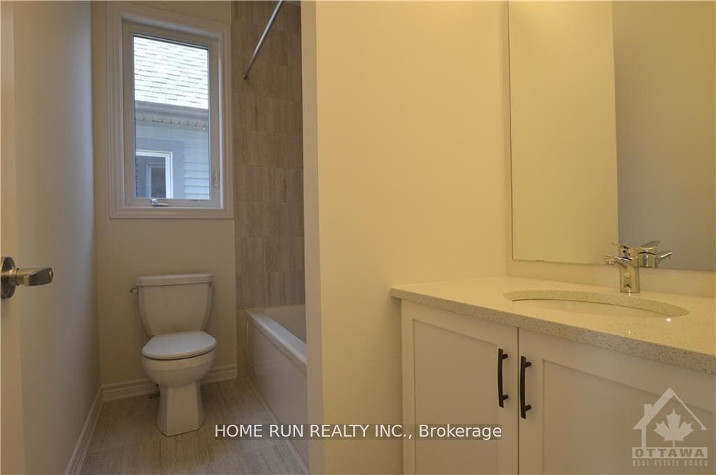 286 Turnbuckle Crescent photo 15