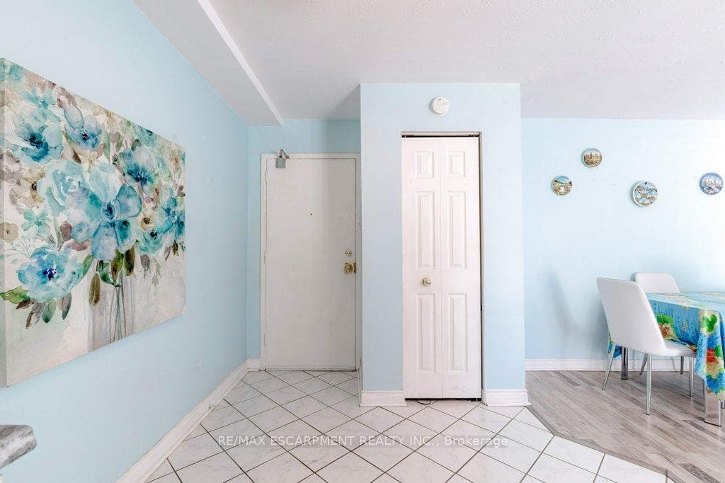 2373 King Street Unit 17 photo 5
