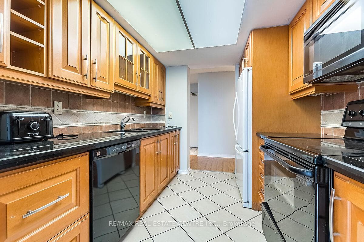 335 Webb Drive Unit 1503 photo 21