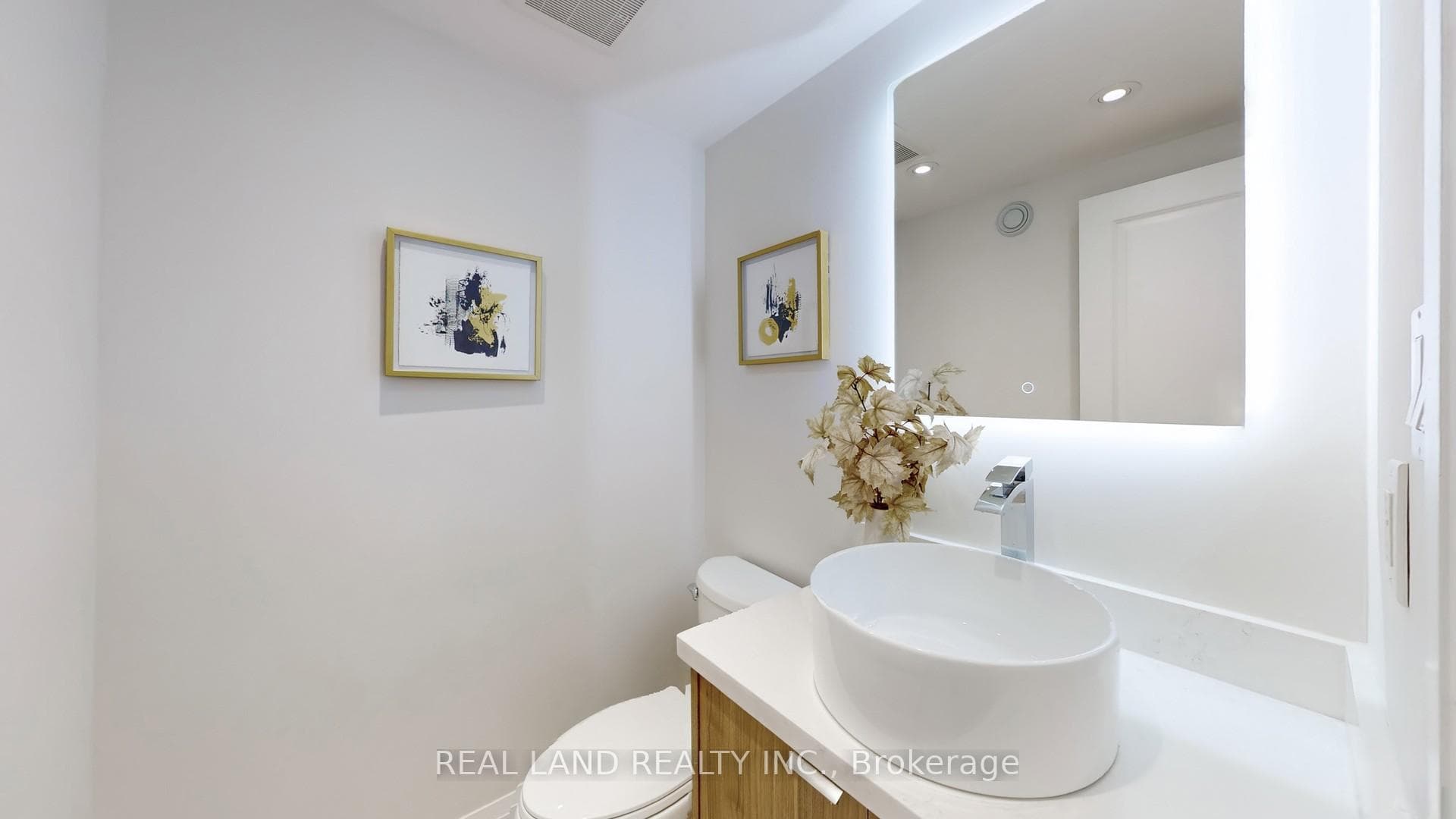 172 Manhattan Drive photo 21