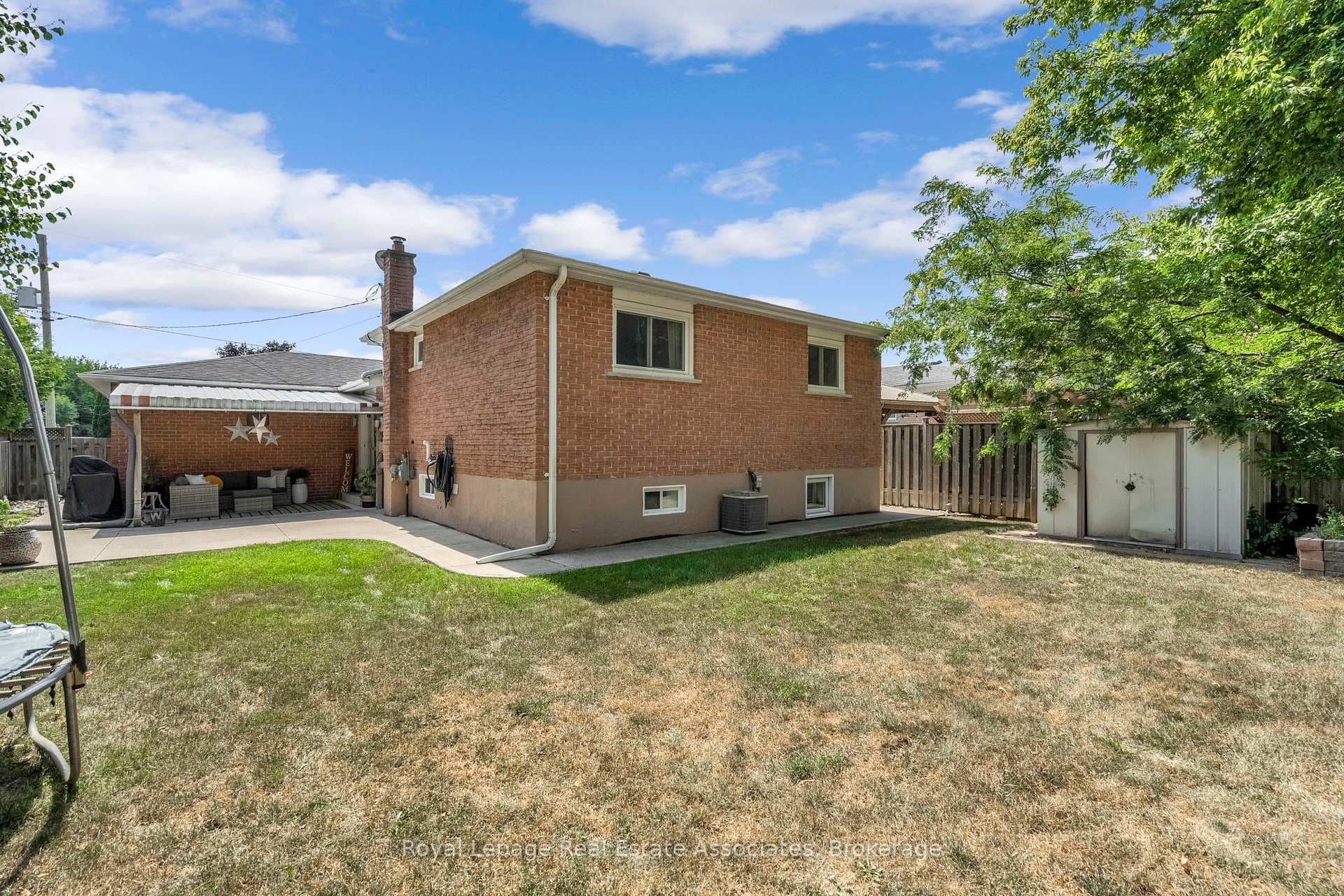 LARGE YARD