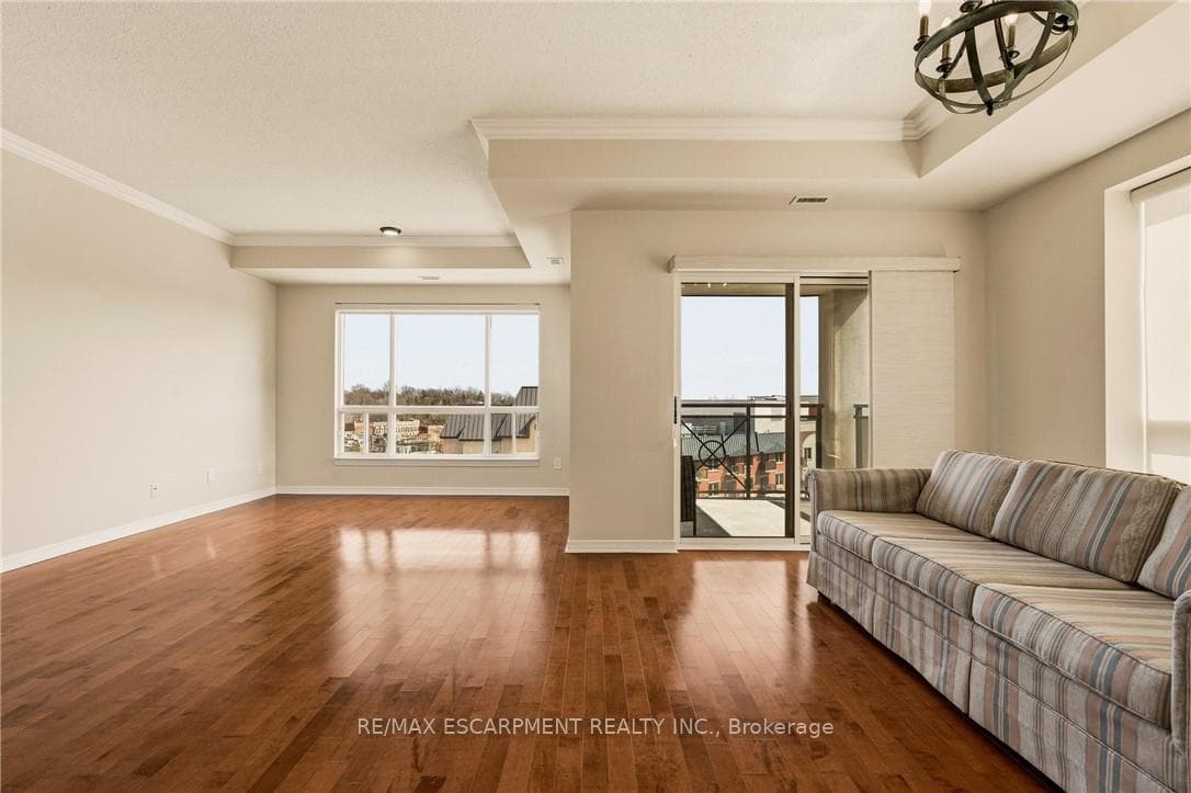 4000 Creekside Drive Unit 703 photo 20
