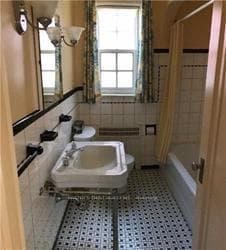 389 Lawrence Avenue photo 13